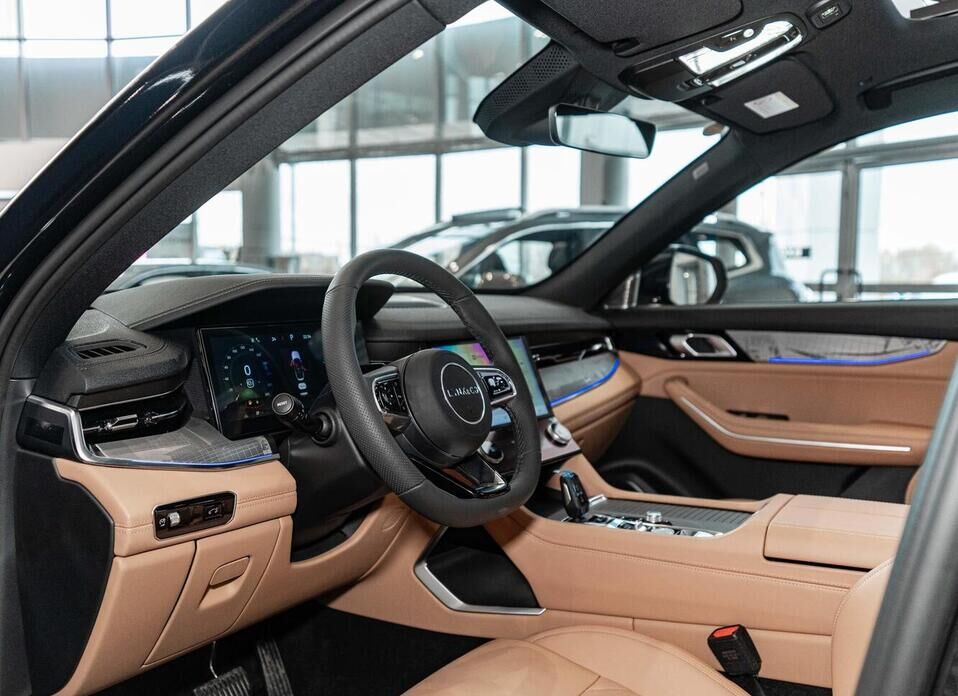 Lynk & Co 09 MHEV 2.0 AT (254 л.с.) 4WD