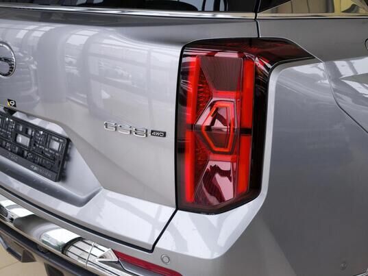 GAC GS8